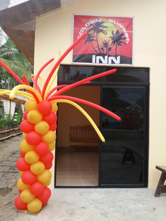סיקיהור Golden Sunset Inn מראה חיצוני תמונה
